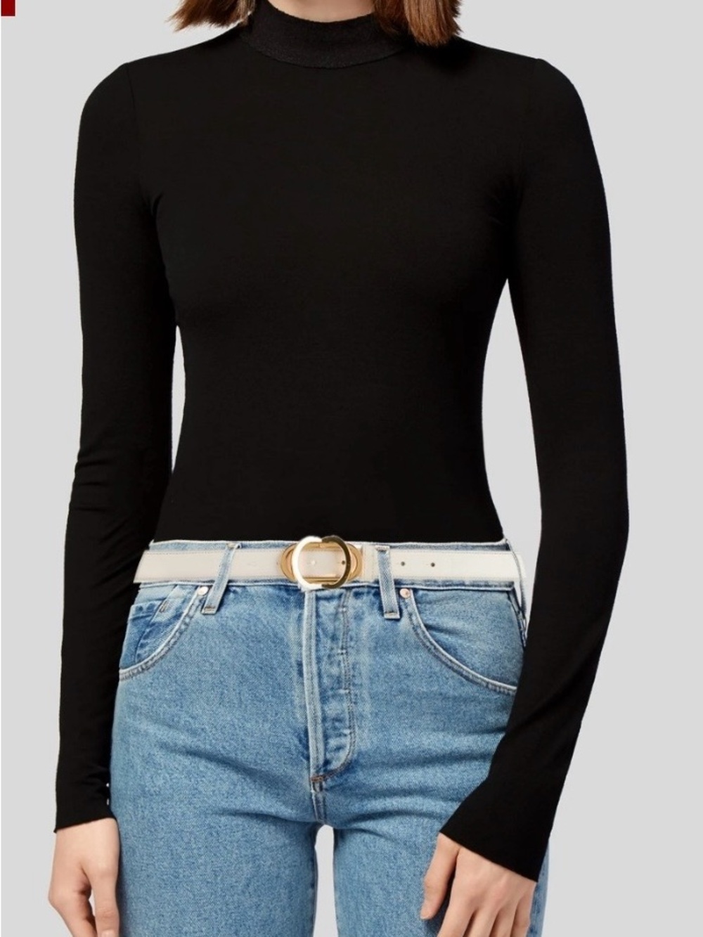 Stuart Weitzman Cream Leather Belt with Gold Double-Ring Buckle. Size L